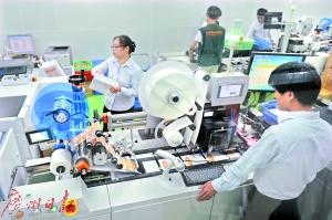 護(hù)照、港澳通行證制作也需要用到風(fēng)淋室