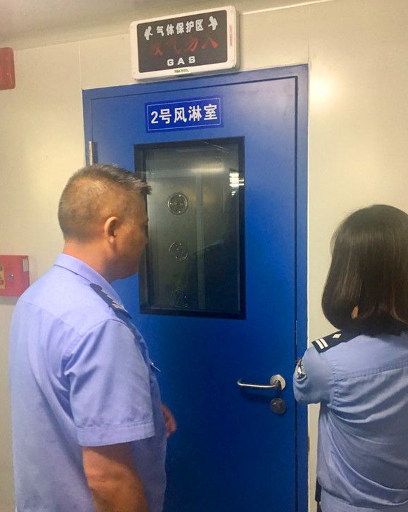 四川出入境風(fēng)淋室 四川出入境風(fēng)淋室